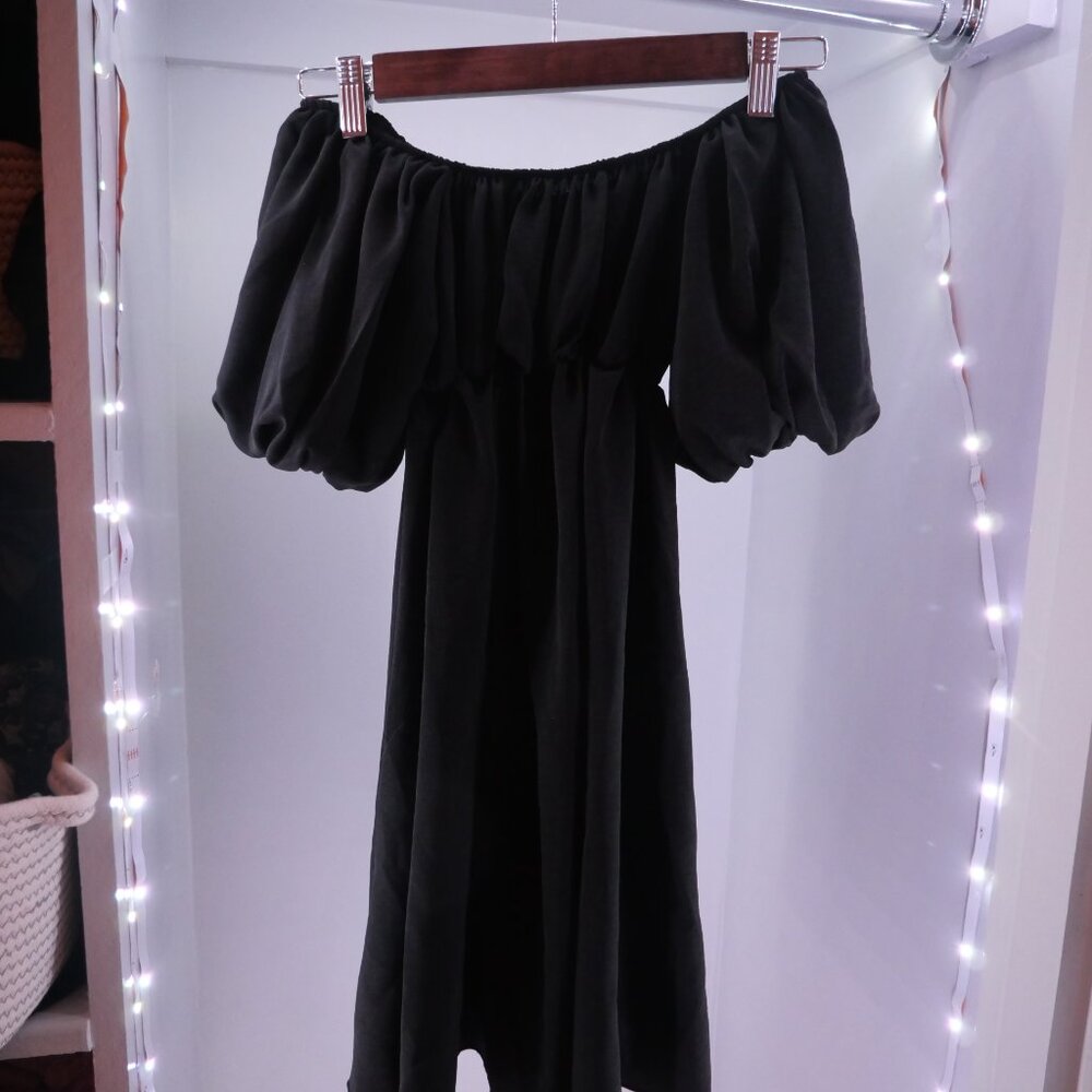 Black Off The Shoulder Puffy